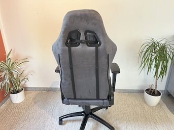 ELITESEATS Gaming Stuhl - Rückansicht